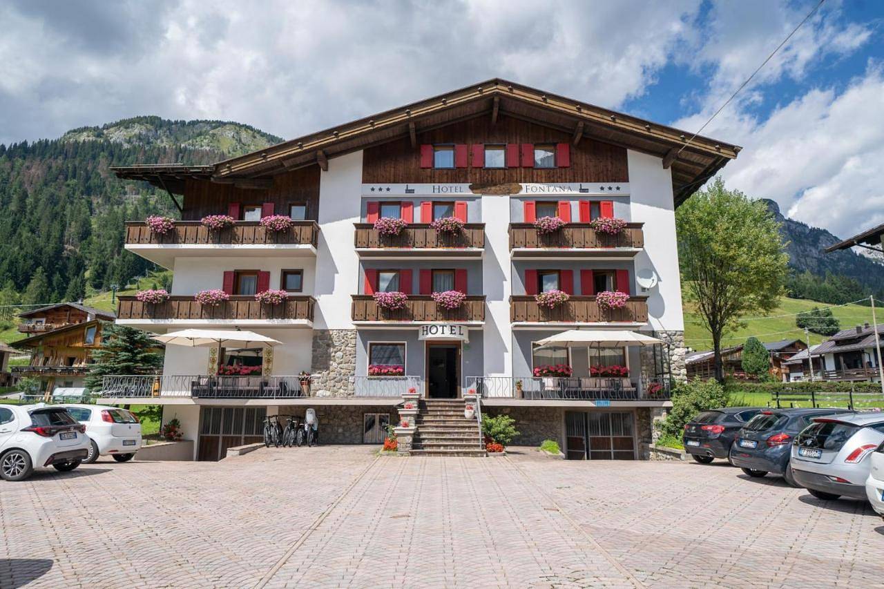 Hotel Fontana in Sappada, Karnischer Hauptkamm