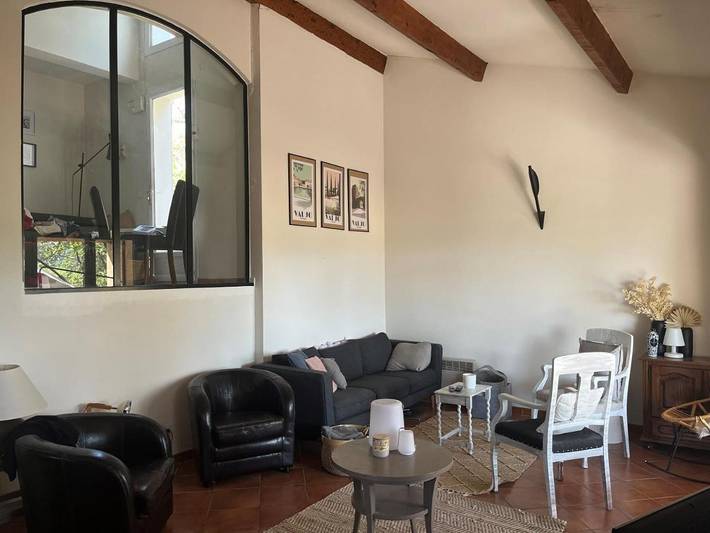 Location de vacances pour 6 personnes, avec piscine ainsi que jardin et vue à Quinson - 3