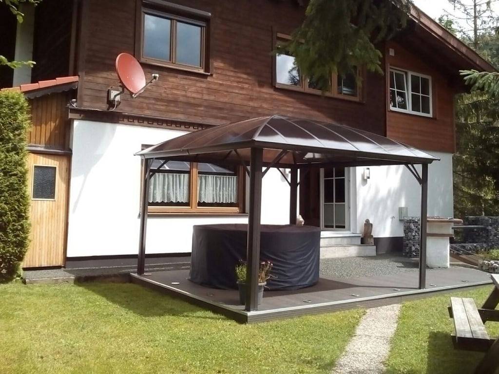 Ferienhaus in Reutte mit Schwimmbecken in Lechtaler Alpen, Reutte