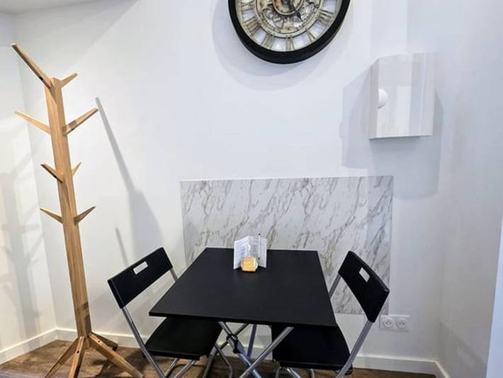 Studio entier, Studio central à Auxerre avec Wi-Fi et climatisation in Auxerre, Région d'Auxerre