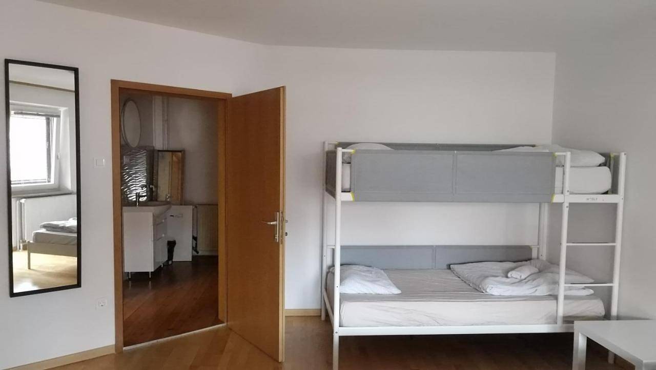 Ljubljana rest nest in Ljubljana, Zentralslowenien