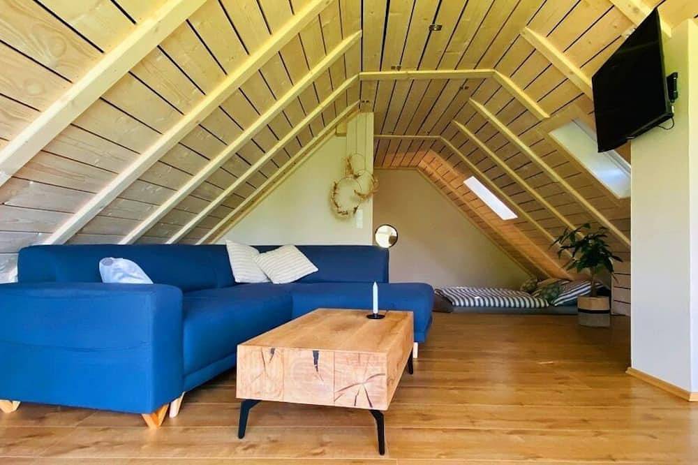 Ganze Wohnung, Moderne 5-Sterne Ferienwohnung im Loftcharakter \"Schneeberg\" in Wunsiedel, Oberfranken