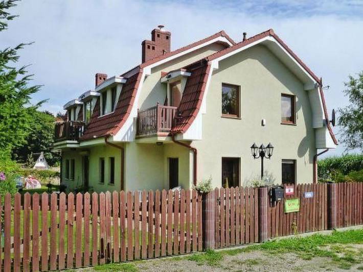 Apartament wakacyjny dla 2 osób, z ogród w Rewal