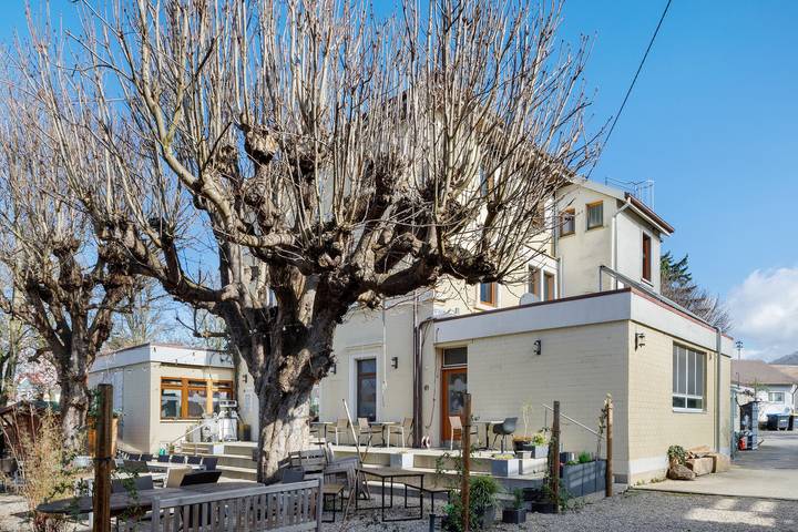 Habitación “Flor de Cerezo” con jardín compartido y wifi in Vogtsburg - Oberrotweil, Vogtsburg