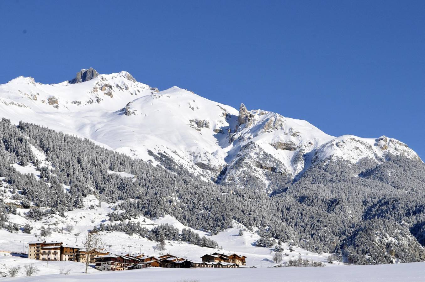 Entire apartment, Résidence les Flocons d'Argent - 3 room apartment 6 people in Aussois, Saint-Jean-de-Maurienne region