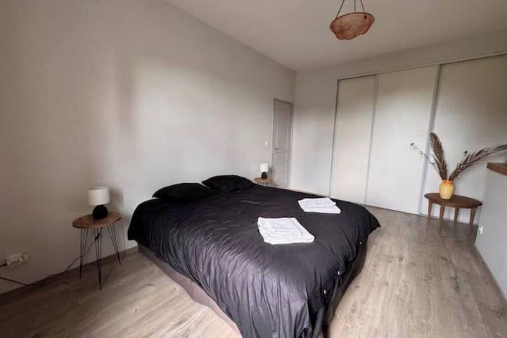 Location de vacances pour 6 personnes, avec terrasse et jardin à Jau-Dignac-et-Loirac - 3