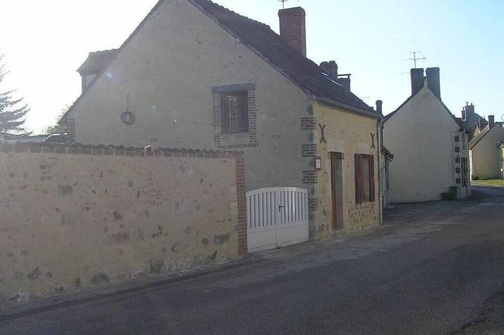 Gîte pour 6 personnes, avec jardin, animaux acceptés à Lavau