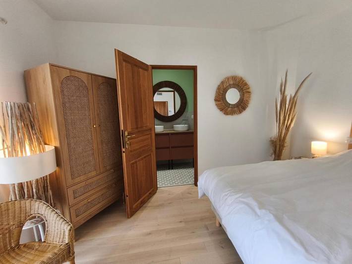 Chambre d’hôte pour 2 personnes, avec jardin ainsi que terrasse et piscine à Aigues-Mortes - 3