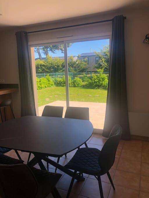 Location de vacances pour 6 personnes, avec terrasse et jardin à Saint-Jean-de-la-Rivière - 2