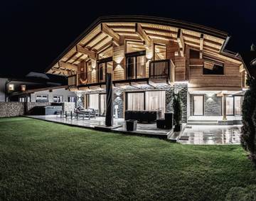 Ferienhaus für 14 Personen, mit Garten und Balkon, kinderfreundlich in Piesendorf