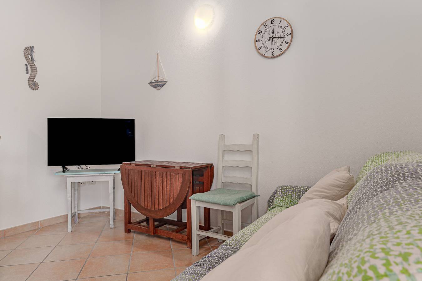 Ganze Wohnung, Ferienwohnung 'Con Vista Porto Taverna' mit Meerblick, privater Terrasse und Klimaanlage in Monte Petrosu, Loiri Porto San Paolo
