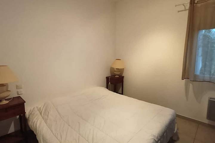 Gîte pour 4 personnes, avec terrasse et jardin dans Taussat - 2