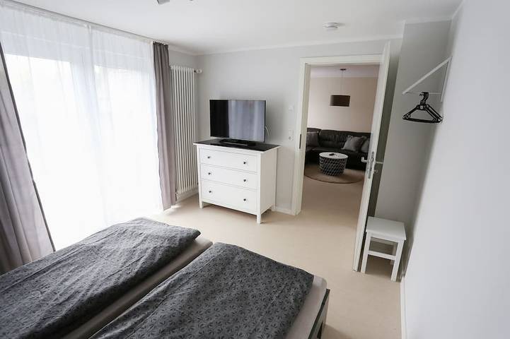 Ganze Wohnung, Moderne Ferienwohnung in Kassel in Forstfeld, Kassel