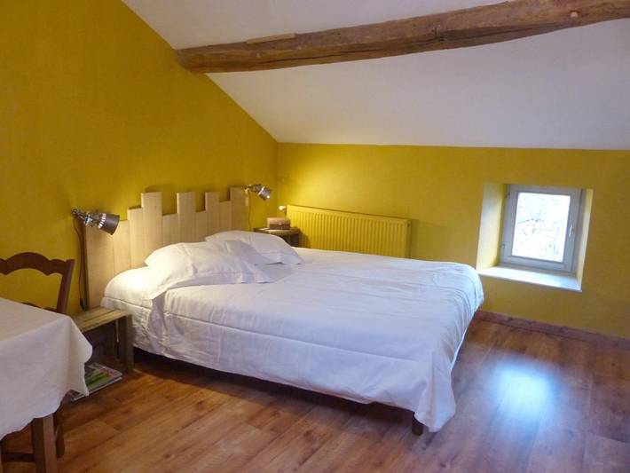 Location de vacances pour 2 personnes, avec vue et jardin à Mauléon - 4