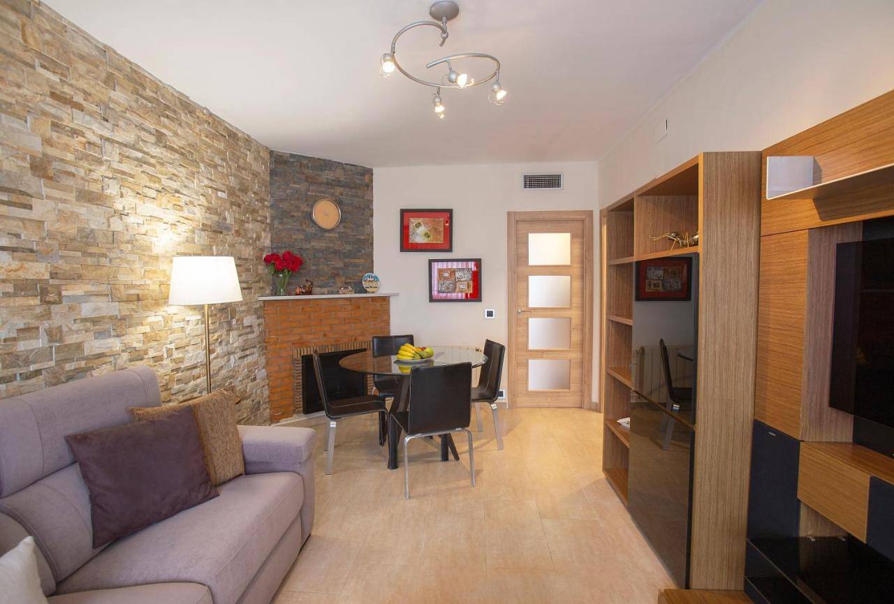 Chalet Torredembarra Aire Acondicionado zona muy Tranquila in Torredembarra, Costa Dorada