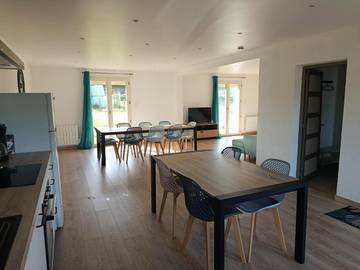 Gîte pour 9 personnes, avec vue et jardin, animaux acceptés à Souvans