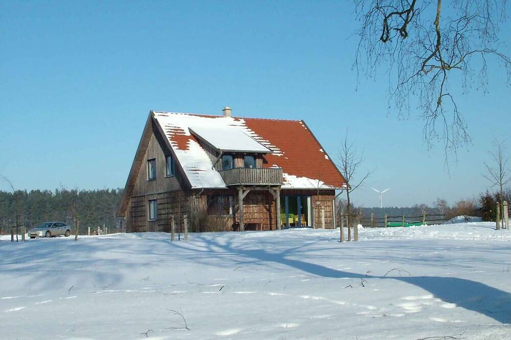Ganze Wohnung, Frei stehendes Ferienhaus mit Blick auf herrliche Landschaft in Zempow, Wittstock/Dosse