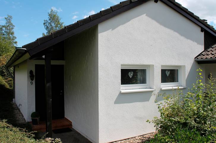 Ferienhaus für 5 Personen, mit Ausblick und Terrasse sowie Garten in der Eifel - 2