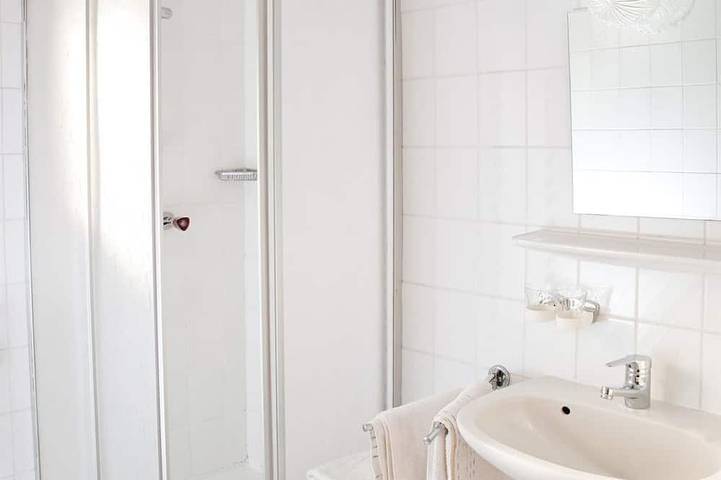 Ganze Wohnung, Doppelzimmer - ab 7 Nächte - Gästehaus Gigler in Bad Waltersdorf, Steirerland