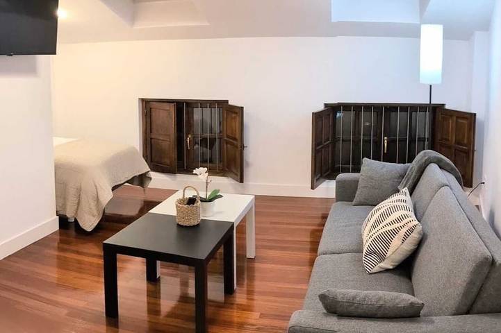 Entire apartment, Casa Fita Santillana del Mar in Santillana del Mar, Cantabrian Coast