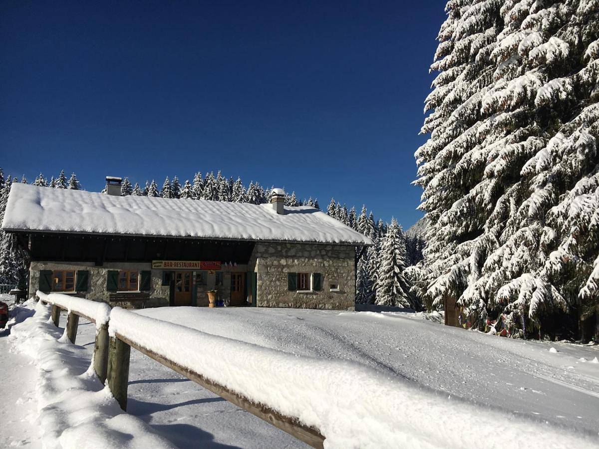 Double Room with Mountain View in Plateau des Glières, Fillière