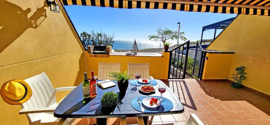 Gîte pour 7 personnes, avec balcon et vue à La Lajita