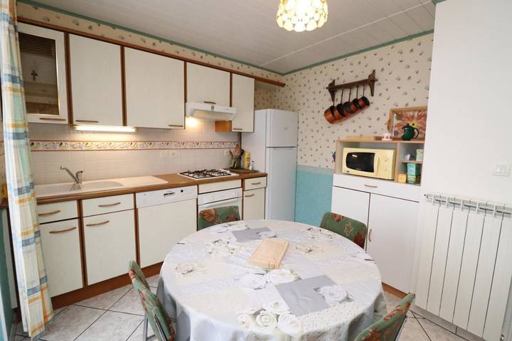 Maison de vacances pour 8 personnes, avec Balcon ainsi que Terrasse et Vue dans Mentières