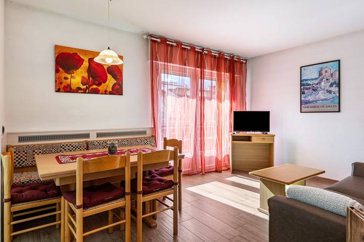 Appartamento per 6 persone, con Balcone a Predazzo