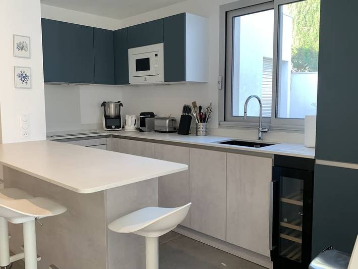 Gîte pour 4 personnes, avec piscine et balcon/terrasse, adapté aux familles dans Plage de San Peire - 4