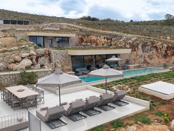 Villa for 10 people, with Ocean view and Terrace as well as Garden and Pool in Hersonissos