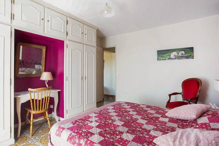 Tolles Haus mit 2 Schlafzimmern in Grasse in Grasse, Mittelmeerküste (Frankreich)