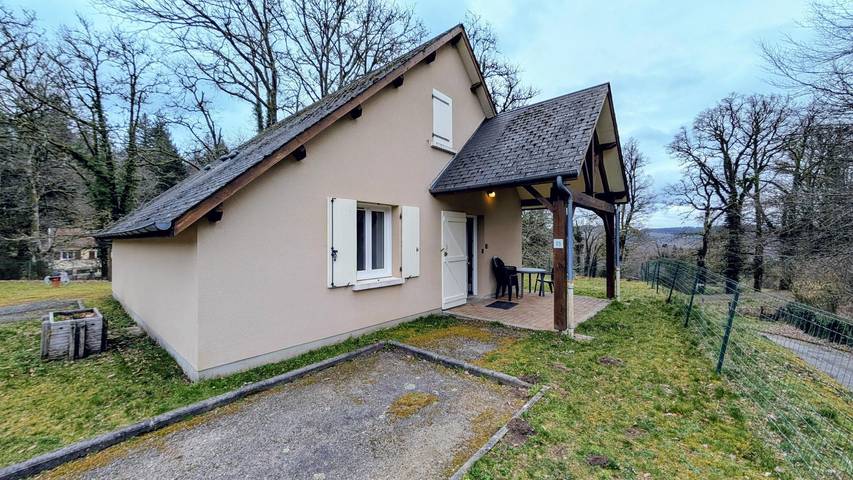 Gîte pour 4 personnes, avec Terrasse et Jardin