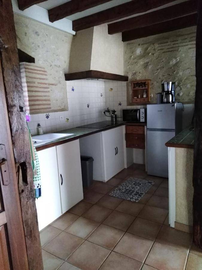 Location de vacances pour 5 personnes, avec jardin et terrasse à Saint-Pierre-de-Buzet - 3