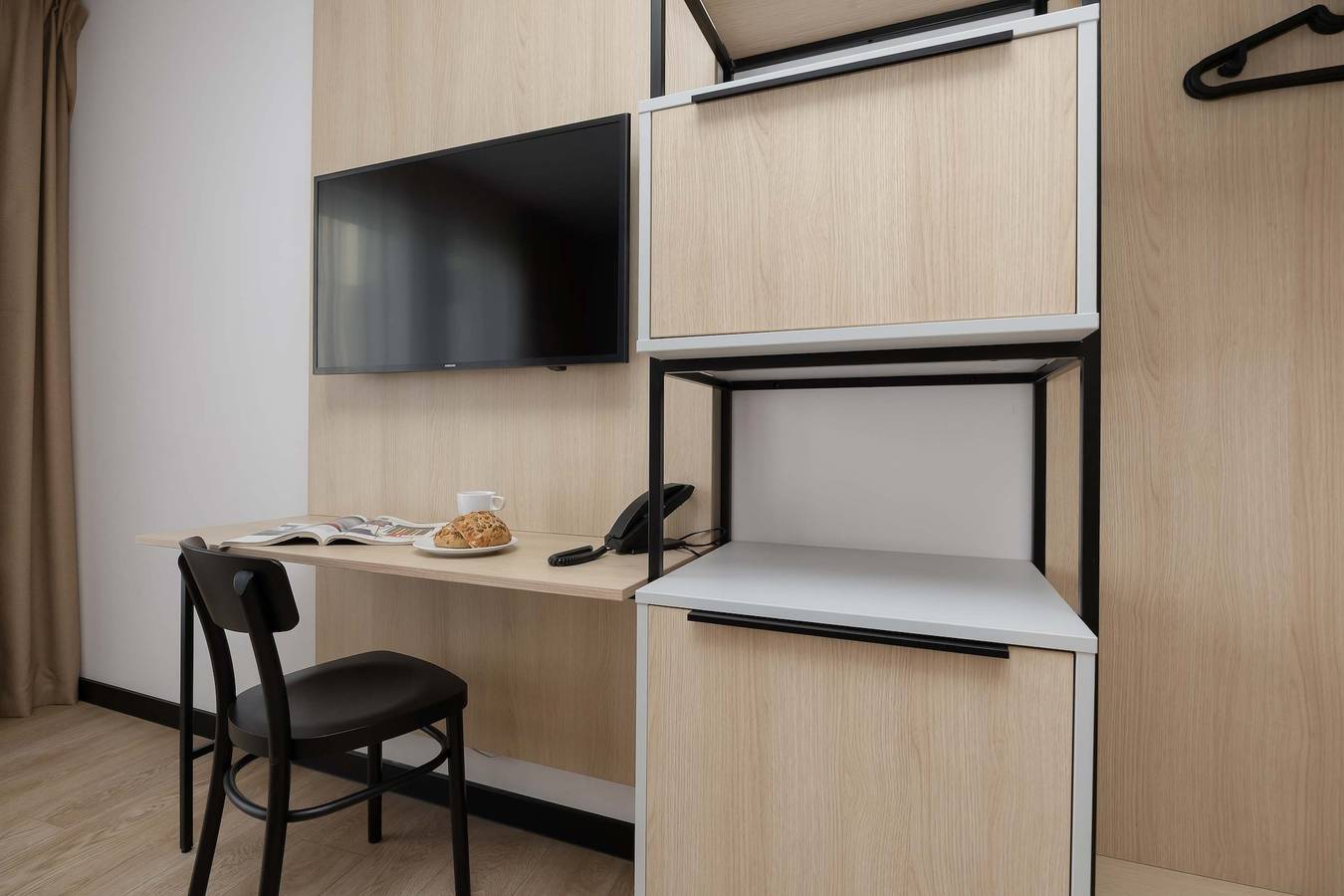 Apartamento entero, Functional Studio | 140 m to Metro | Pet Friendly in Varsovia, Mazovia (región)