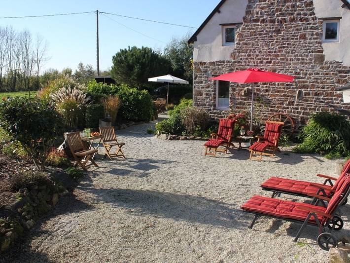 Location de vacances pour 6 personnes, avec jardin et terrasse, animaux acceptés à Sourdeval-les-Bois - 4