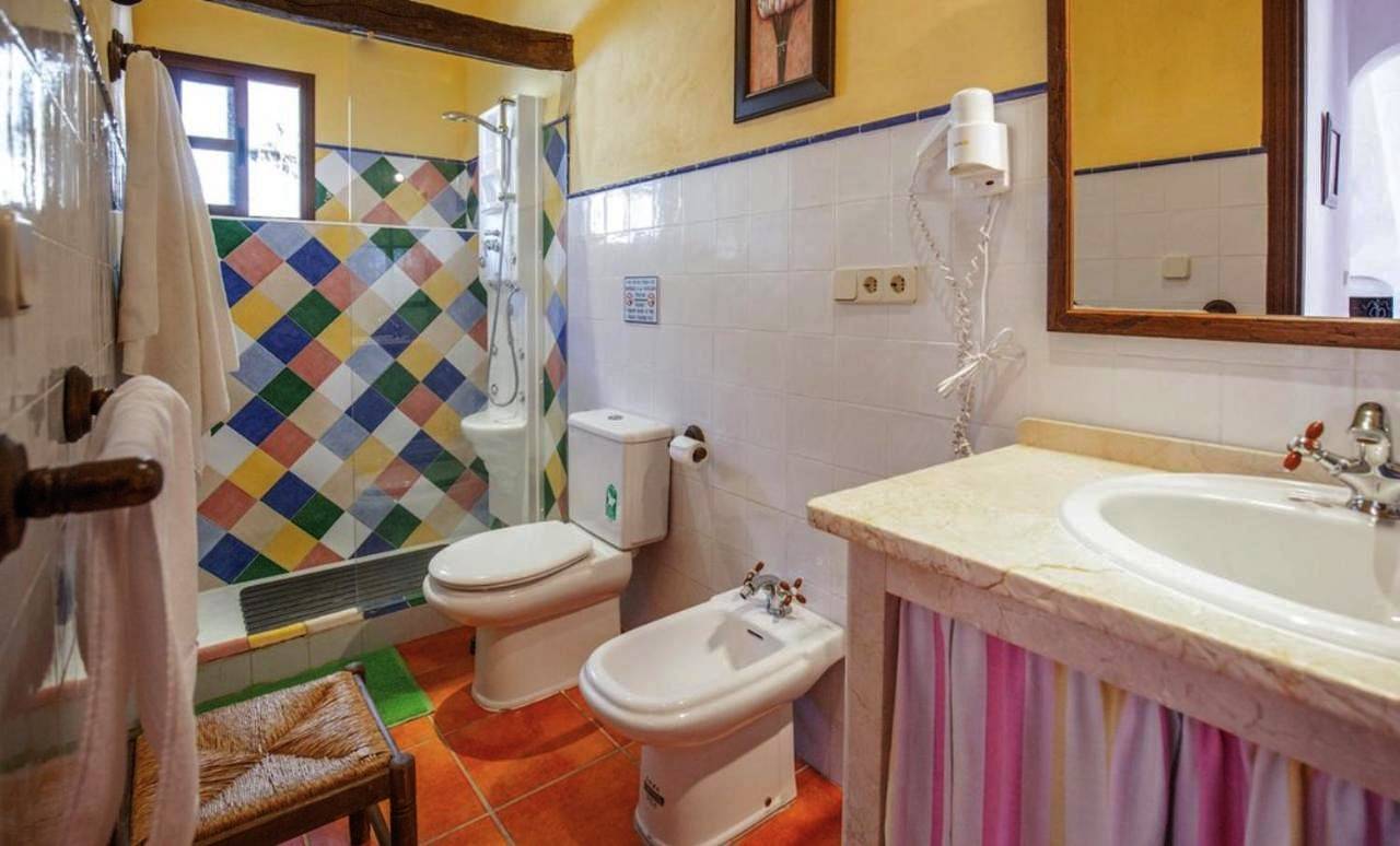 Two-Bedroom House in Tavizna (Cádiz), Benaocaz