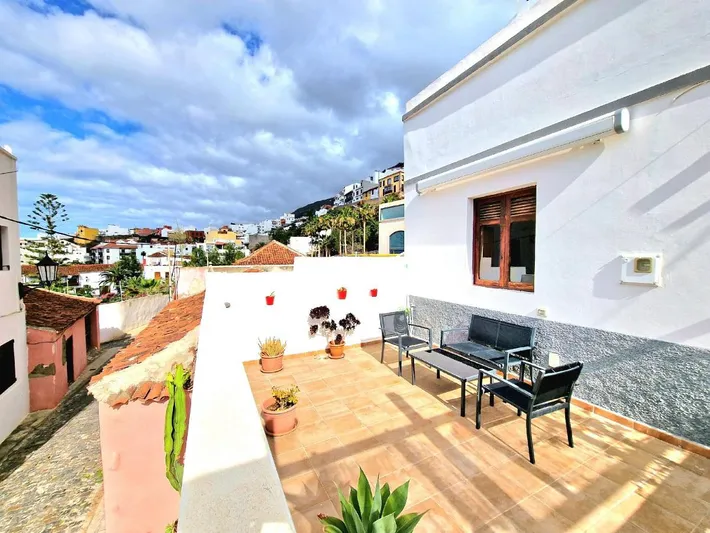 Ferienhaus für 6 Personen, mit Balkon und Ausblick - 1
