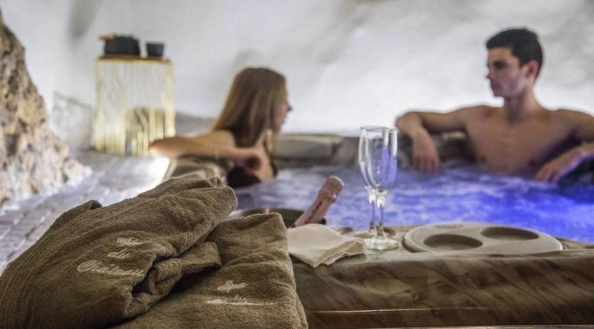 Chambre d’hôte pour 2 personnes, avec Jacuzzi et Sauna à Roquebrune-Cap-Martin