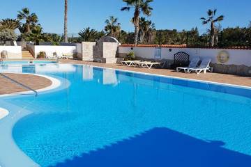 Bungalow für 4 Personen, mit Terrasse und Pool in Costa Calma