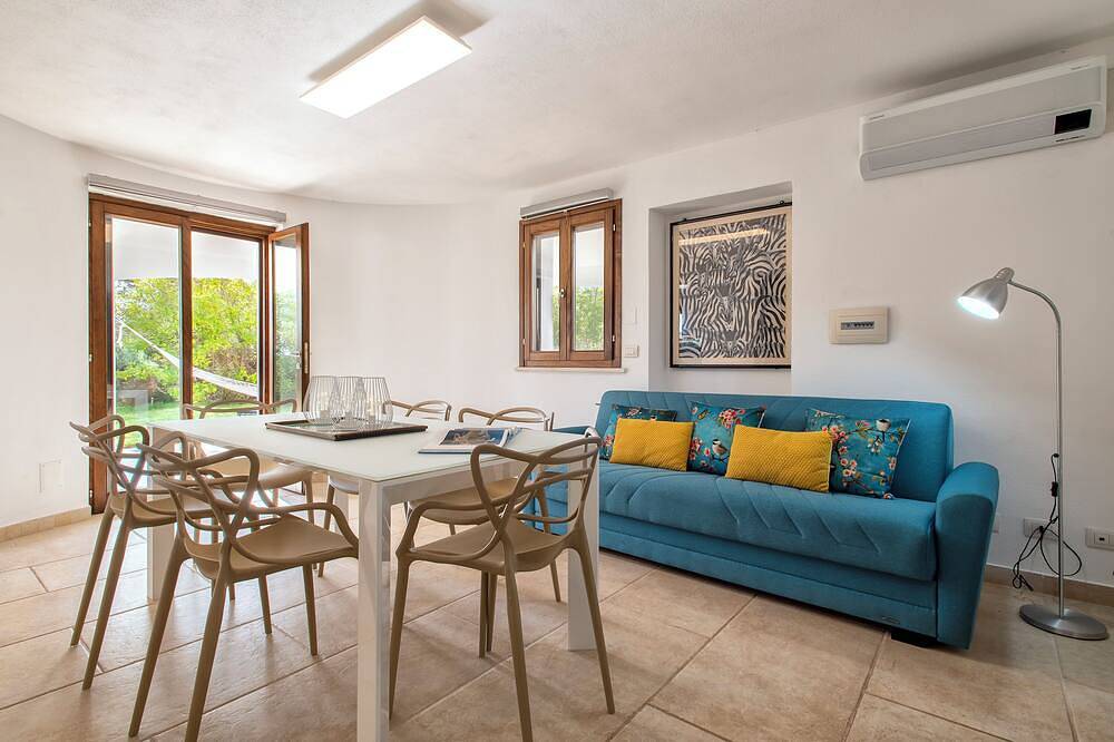 Hel lägenhet, Clicksardena apartment Garden in Villa Fioretta with Pool and garden in Olmedo, Nurra