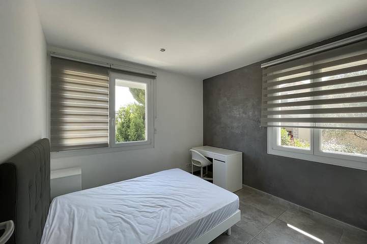 Location de vacances pour 13 personnes, avec terrasse et jardin à Saint-Jean-de-Védas - 3