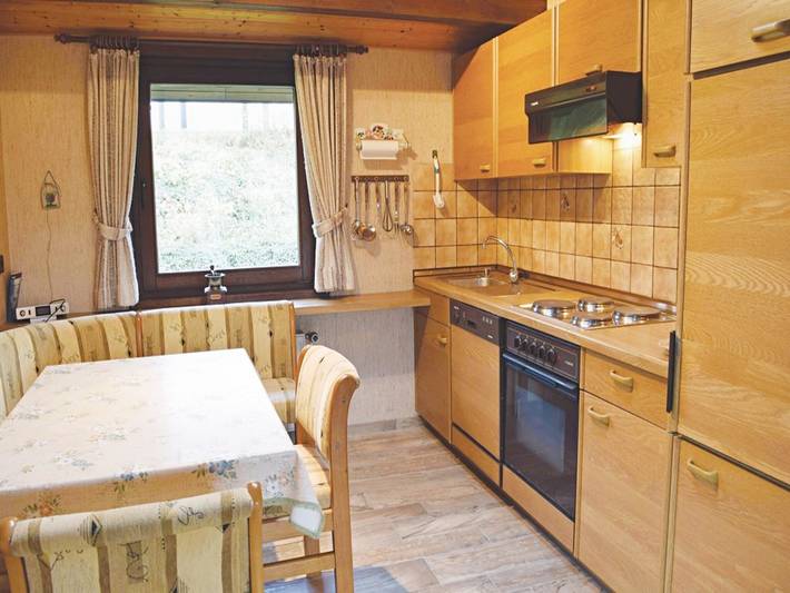 Ferienhaus für 5 Personen, mit Terrasse und Garten sowie Sauna und Seeblick in Meschede - 2
