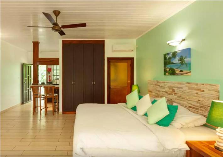Appart’hôtel pour 3 personnes, avec jardin