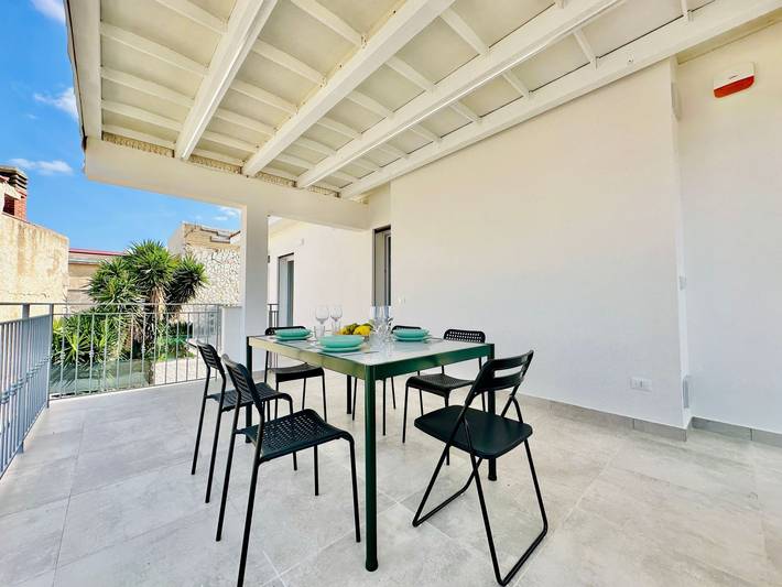 Gîte pour 5 personnes, avec terrasse à Alcamo Marina - 3