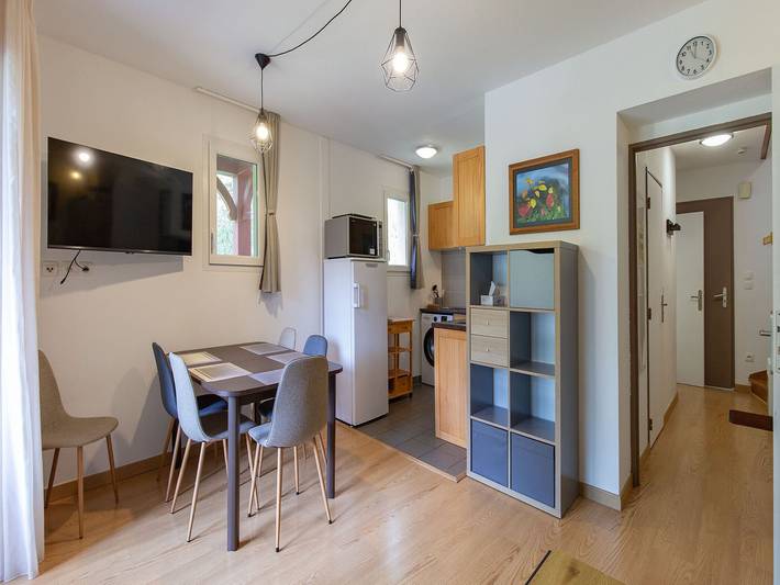 Apartamento entero, Apartamento dúplex con vistas a la montaña in Loudenvielle, Pirineos franceses