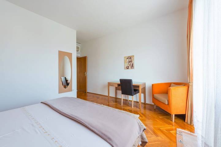 Ganze Wohnung, Pendo 3 Fewo mit Meeresblick, 4 Schlafzimmer, Nahe Strand & Dubrovnik in Općina Župa dubrovačka, Dubrovnik-Neretva