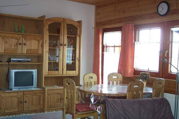 Ferienwohnung für 5 Personen, mit Garten