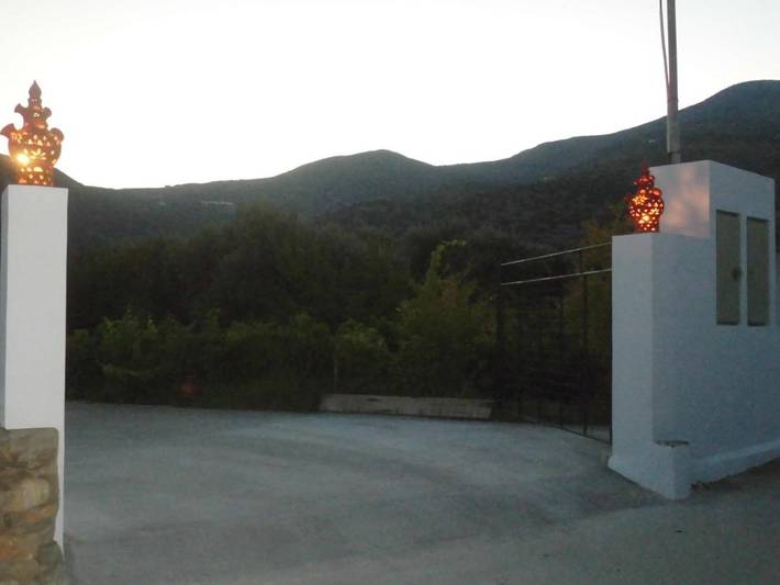 Gîte pour 4 personnes, avec vue et jardin dans Platis Gialos Sifnos - 2