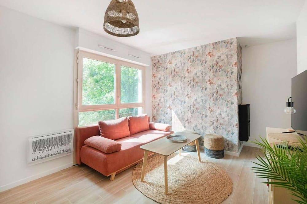 Ganze Wohnung, Kota Kalou Joli Apartment in Corbeil-Essonnes, Essonne