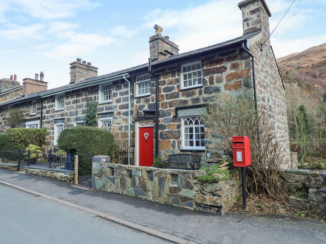 Llety in Beddgelert, Snowdonia